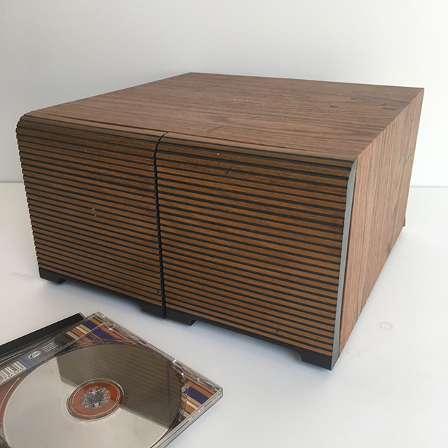 COMPACT DISC, HOLDER - Slat Veneer